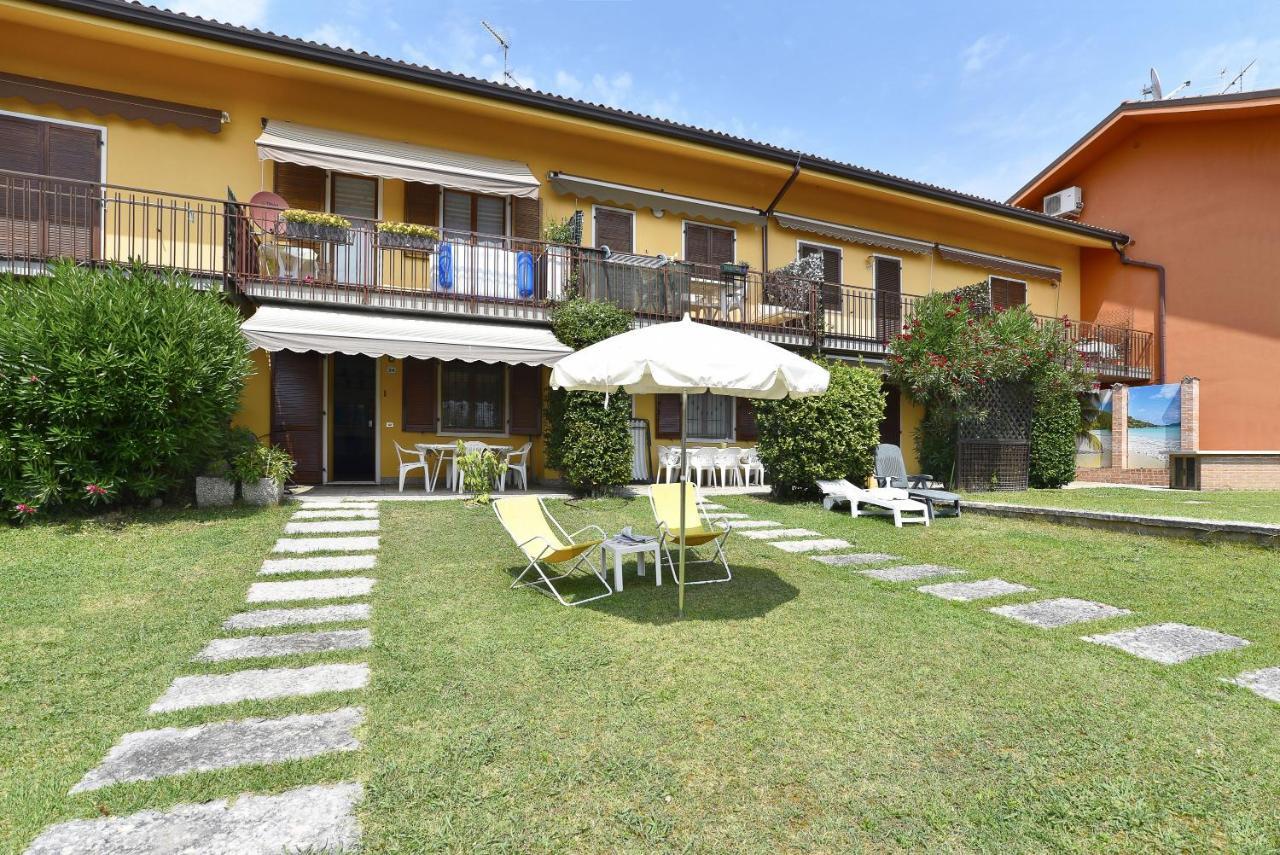 Appartamento Dei Salici Ronchi  Exteriör bild